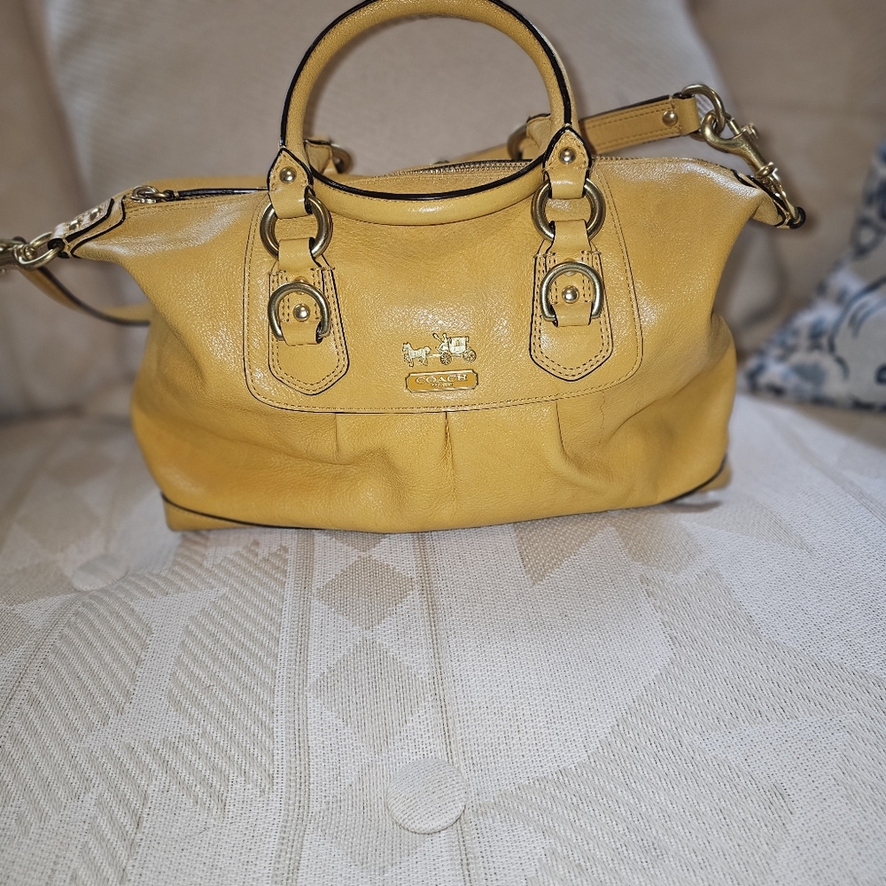 Coach Madison Sabrina Yellow Leather Shoulder Handbag Style 12937